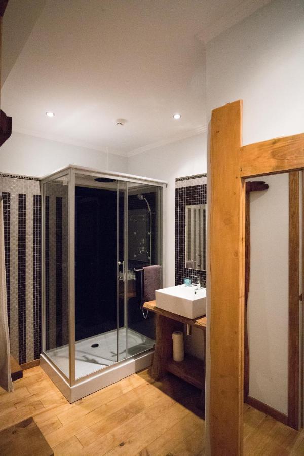 Modern & Recycled Guest House Машику Экстерьер фото
